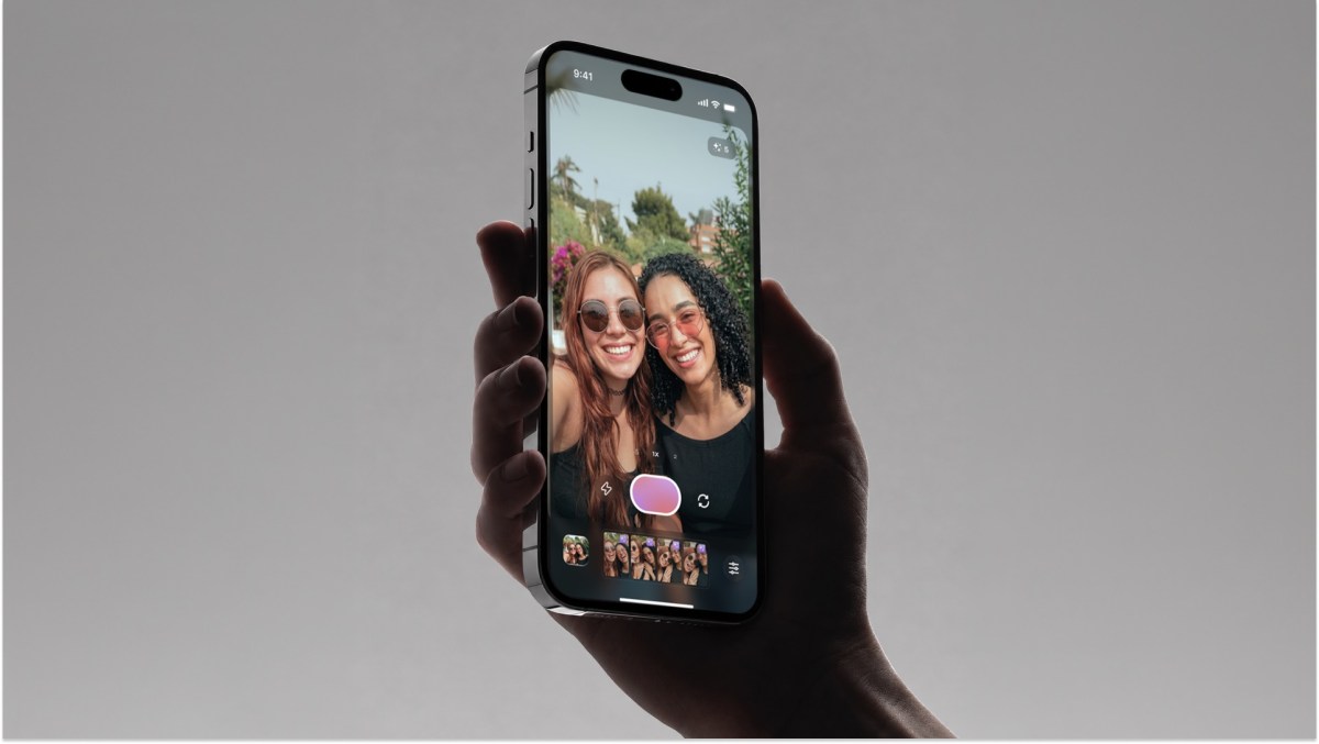 Ex-TikTok execs launch AI pose app Superpose
