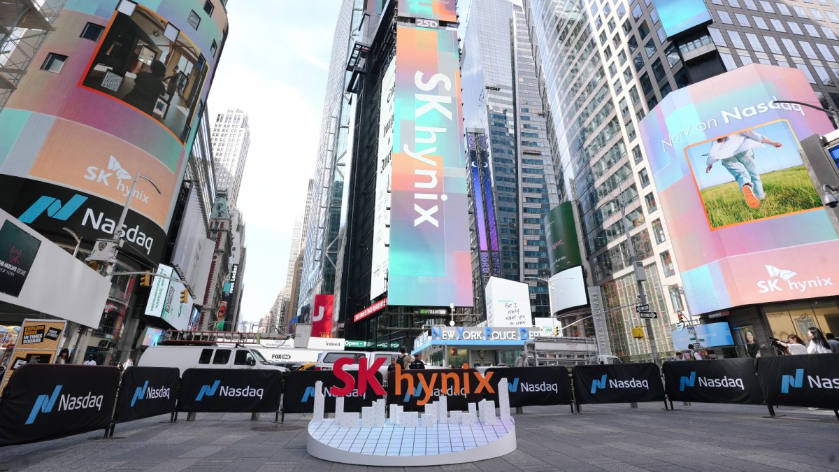 SK Hynix in talks with Intel to make memory in US