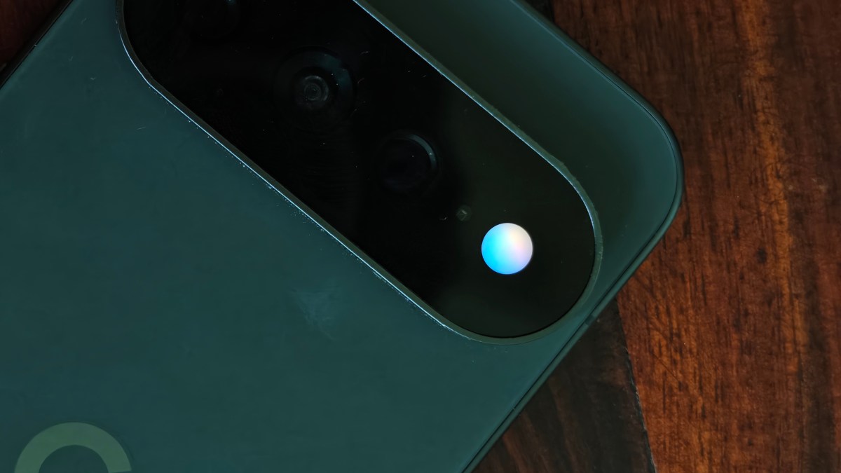 Google tests Gemini calling businesses for users