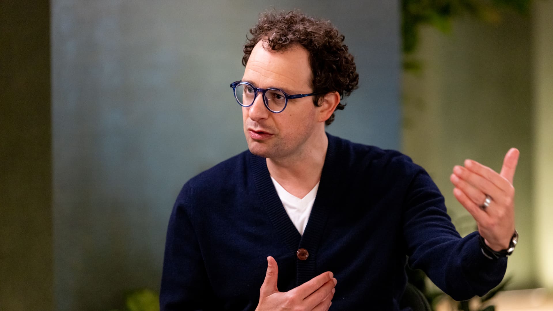 Amodei proposes slowing AI progress