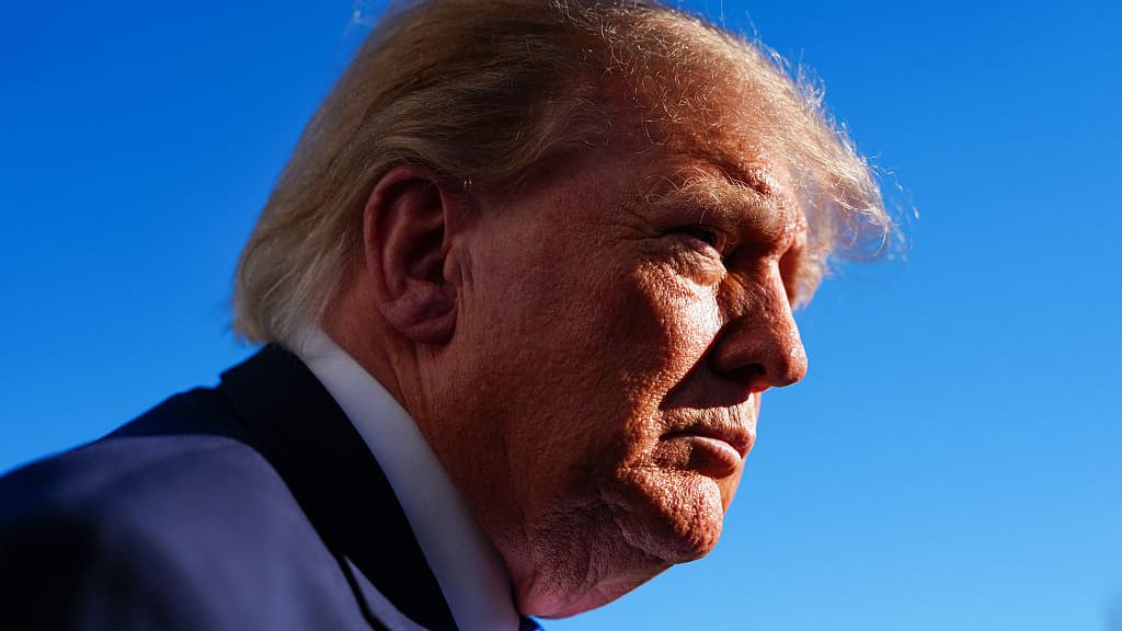 Trump pushes rebrand of AI as 'Super Intelligence'
